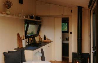Raus Tiny House am See mit Sauna und Whirlpool - Foto 9