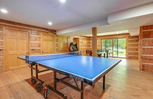 Custom-Built Clarklake Cabin: Sauna & Cold Plunge! - Photo 29