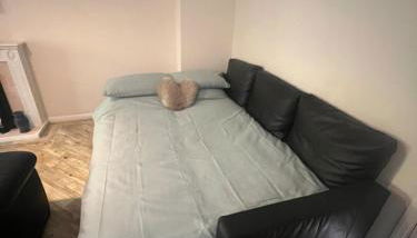 Spacious 3 Bed home situated in a beautiful area - SLEEPS 8 - Foto 4