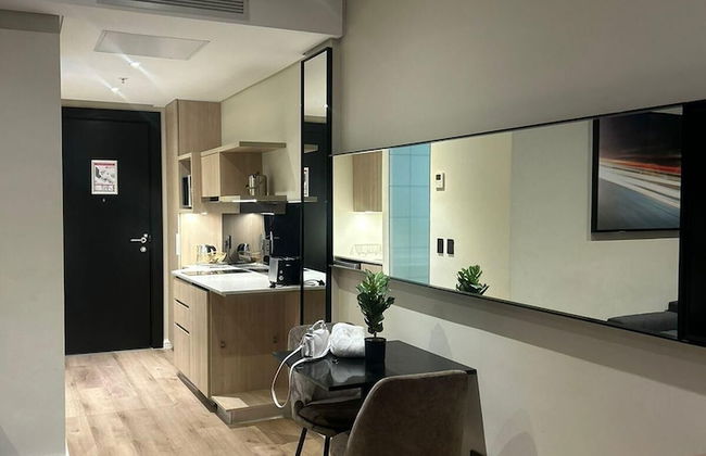 Luxury Apartment Sandton / no Loadshedding / Dstv - Photo 23