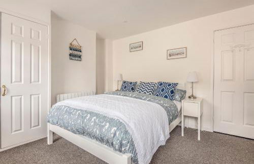 Cottage - Sleeps 6 - Pet Friendly - Patio - Foto 11