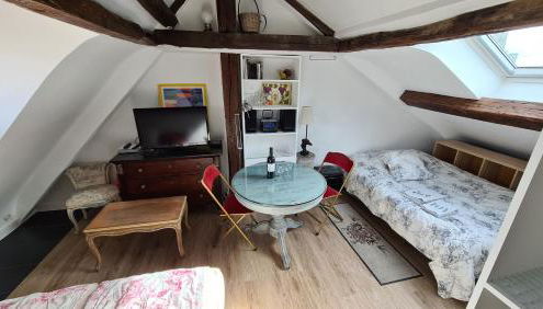 Appartement Cœur de Paris avec vue sur les toits - Foto 2