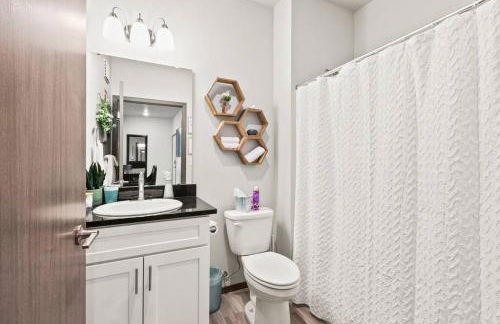 Spacious NEW 2 bed 2 bath apt by Downtown Spokane - Foto 22