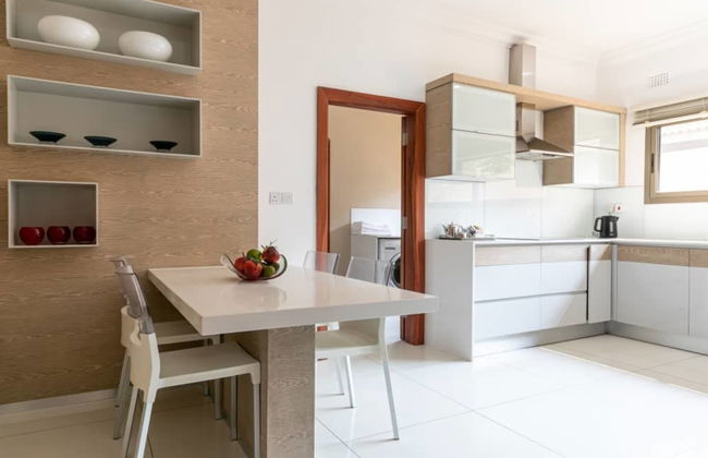 3 Bedrooms Exclusive Villa in Mass Media - Foto 14