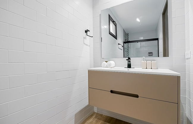 w Majestic 2BR w Modern Deco in Casco Viejo - Photo 24