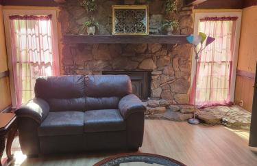 Spacious ranch home near Stone Mountain Park - Foto 8