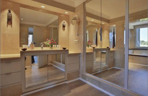 Amazing Ibiza Villa Can Icarus 6 Bedrooms Perched On A Cliff Overlooking The Beach Of Cala Moli San Jose - Foto 21