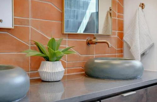 Architectural East Austin Home with Pool & Casita - Photo 17