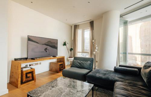 LUXURY 3 Bed 3 Bath Apartment in Central London - Photo 27