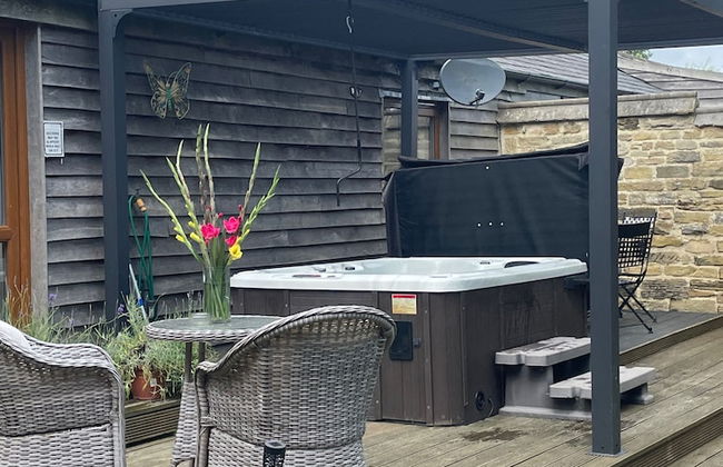 Meagill Cottage, Sleeps 4 With Hot Tub & Parking - Foto 17