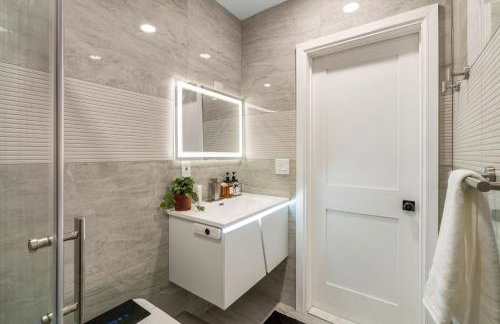 5BR Home Minutes to NYC and FIFA 2026 Sleeps 16 - Foto 54