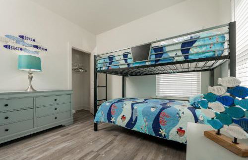 Anchor's Away - Waterfront, Pet Friendly, Pools! - Foto 29