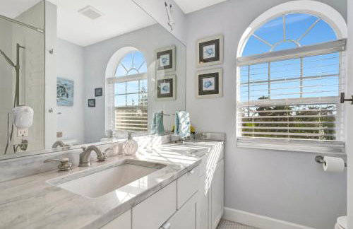 Hot Tub Sleeps 10 Park Your Boat & Trailer - Photo 77