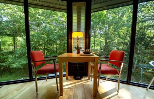 Imaginative Octogonal Glass Treehouse on Seven Private Acres near Great Barrington, MA - Foto 15