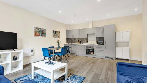 City Service Lets - Ground Floor 2 Bed Apartment in Cheam Village with Free Parking and Easy London Access - Foto 2, stove, pet friendly
