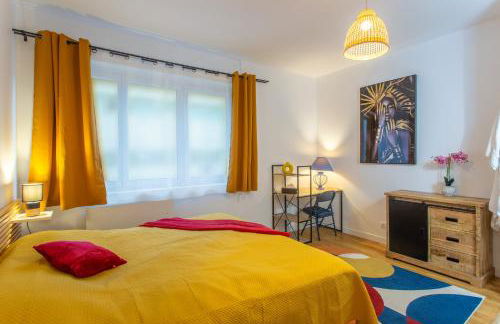 Appart Ciné Spa Amiens Cathédrale Parking Beffroi - Foto 3