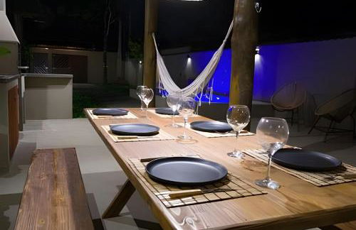 Casa com piscina privativa, 4 minutos da praia - Foto 2