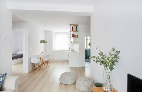 Bonito acogedor apartamento en centro de Pamplona - Photo 6