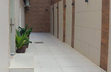 Barra - Frente Shop Barra - 95 m2, 2 quartos, 4 camas, sala, toalete, cozinha e varanda - Foto 6