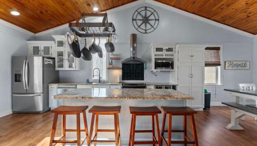 Spacious Foley Retreat Sleeps 12 Game Room Theater - Photo 3