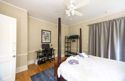 Spacious 2BR in Grand Old Home, Downtown Durham - Photo 53