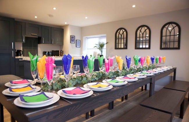 The Gathering On The Rows - City Centre - Photo 69