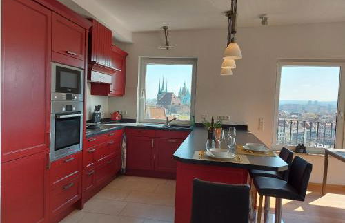 AT THE TOP - Penthouse über den Dächern der Stadt - Photo 6