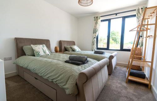 Modern Bungalow Views of Pen y Fan - Photo 24