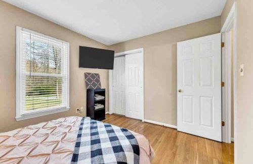 Hot Tub, K Bed, Hammock, Fire pit, Quiet & Peaceful - Foto 13