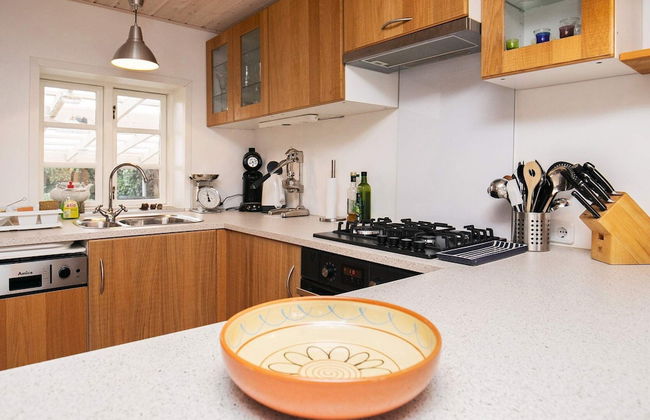 6 Person Holiday Home in Laeso - Foto 5