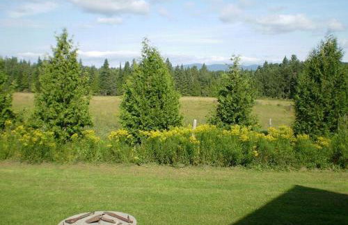 Rustic Family-Friendly Cabin Rental with Full Kitchen in the Northeast Kingdom of Vermont - Foto 9