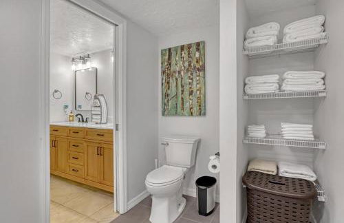 Comfort by the Beach - Heated Pool & Private Beach - Foto 34