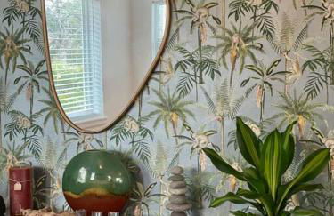 Jungle Cottage with luxury pool, hot tub and more! - Photo 11