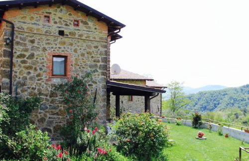 Holiday Home in Mulazzo With Natural Pond - Foto 38