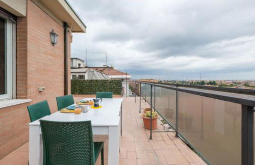 Elegant Penthouse With A View Of The Two Towers And Piazza Maggiore - Foto 15