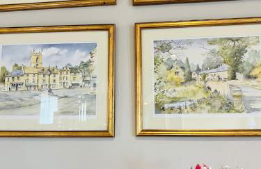 Stanway House, 8 bedroom, 8 Bath - Photo 10