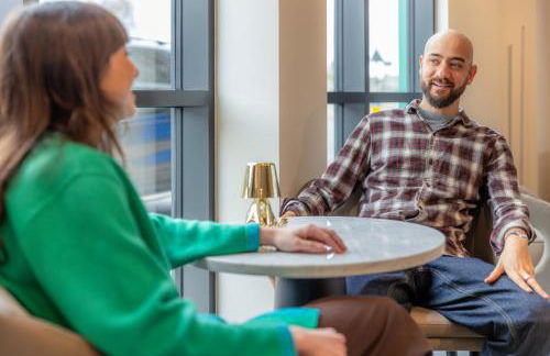 Diff-Rent Studios with gym & Fast Access to Central London & Wembley - Photo 64