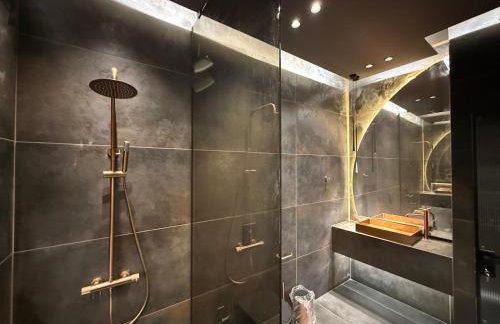 Studio 8 black & Yellow Urban Apartment City Center - Foto 12