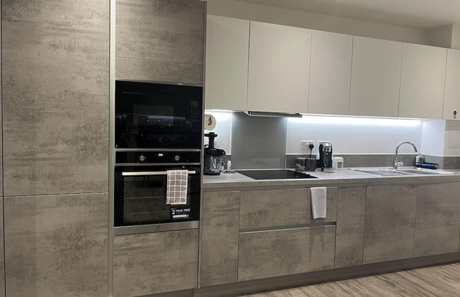 Riverside Retreat in Barking - Photo 16