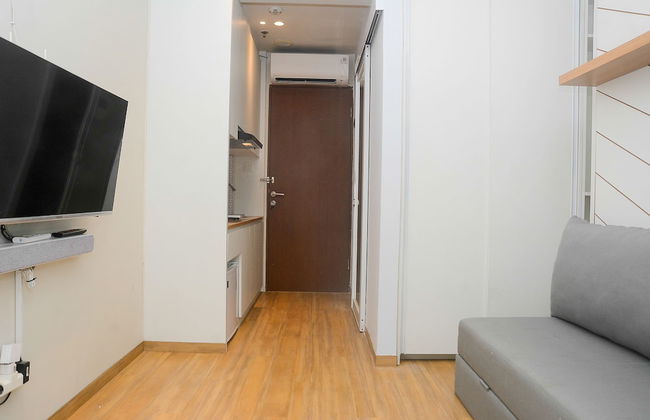 Best Studio Room with Wall Bed Tifolia Apartment - Foto 11