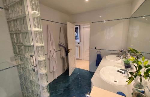 Precioso chalet 4 habitaciones con Piscina comunitaria - Photo 9