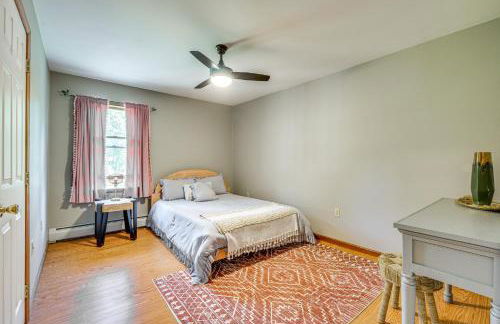 Game Room and Private Yard Family Gem in Kunkletown - Foto 16