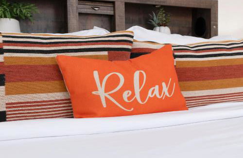 Modern 1BR Suite w AC Sleeps 3, NW Bakersfield - Photo 24