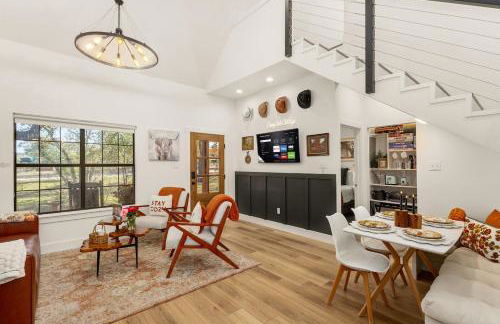 Feed Deer and Chickens Cozy Cottage 8 min to Boerne - Photo 42