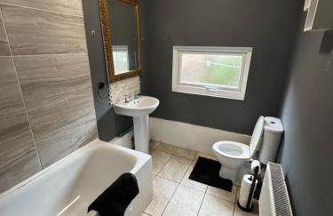 Tranquil 3BR in Portsmouth - Photo 23