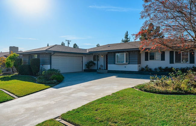 Luxury Estate With Sparkling Pool Elegant Amenities - Foto 2