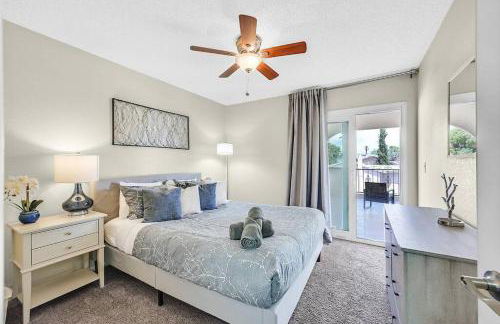 4BR Family Home, Private Pool & BBQ, Near Strip - Foto 8