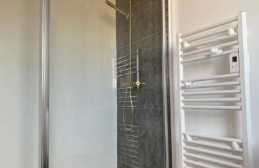 LE REPAIRE DU CLAIN gîte 4 étoiles pour 14 personnes avec piscine proche du Futuroscope - Foto 62