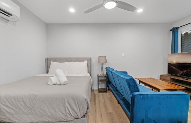 Stylish Studio Downtown Evonify - Foto 16