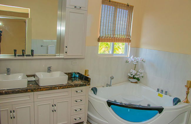 Crystal Jamaica Villa - Photo 58